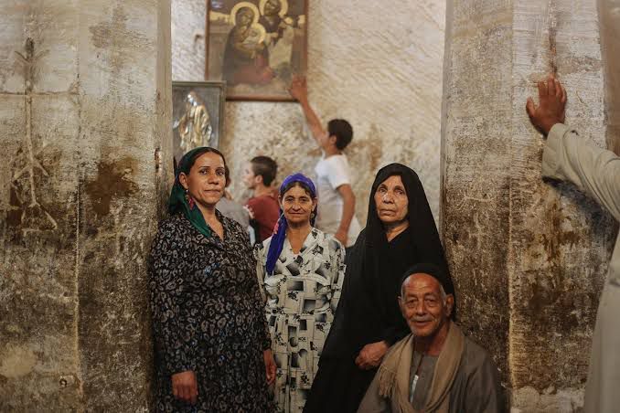 artisans, handicrafts, handmade products, arts, crafts