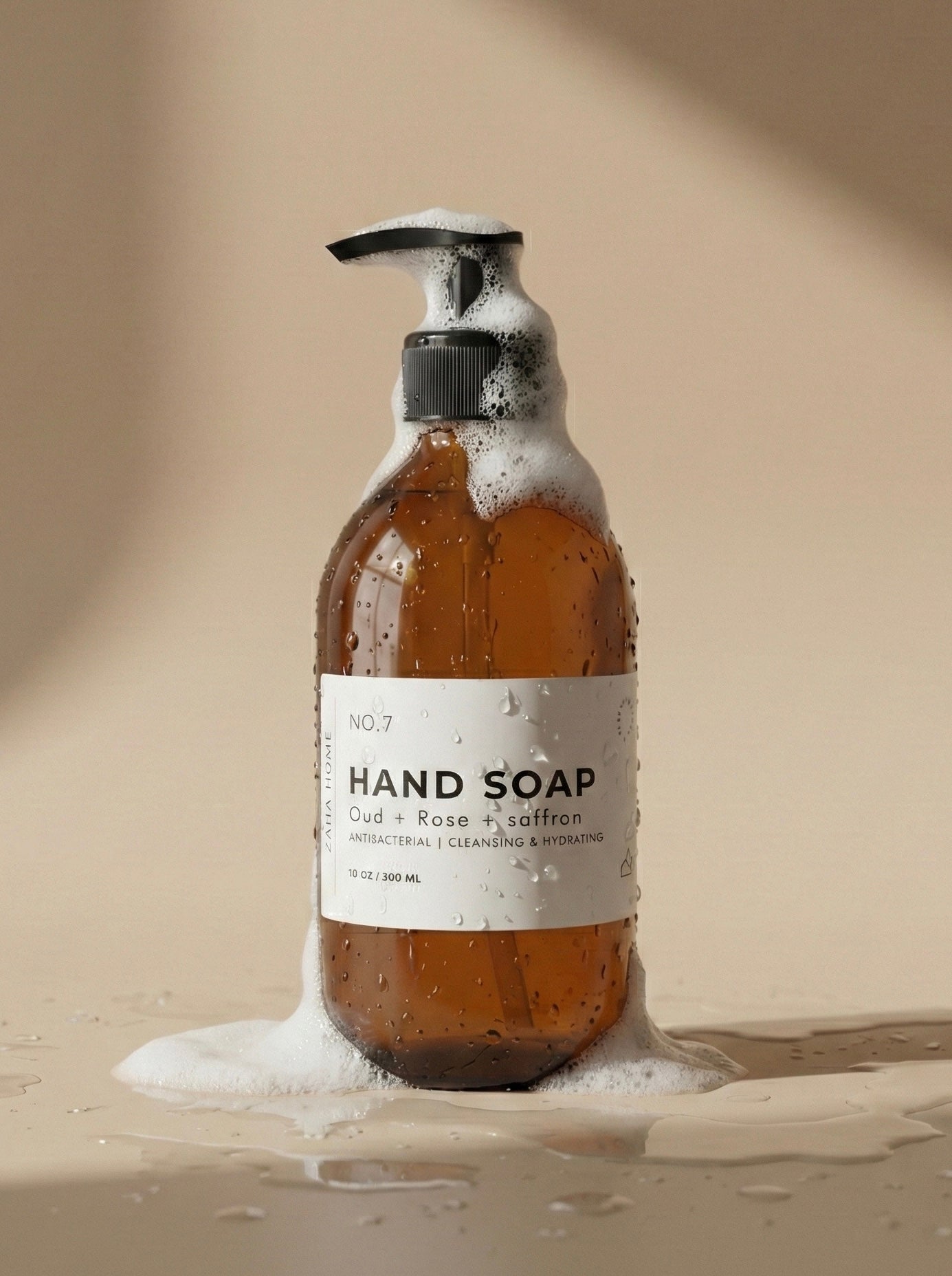 صابون اليدين الفاخر رقم ٧ - عود، ورد، وزعفران | قابل لإعادة التعبئة | زها هوم