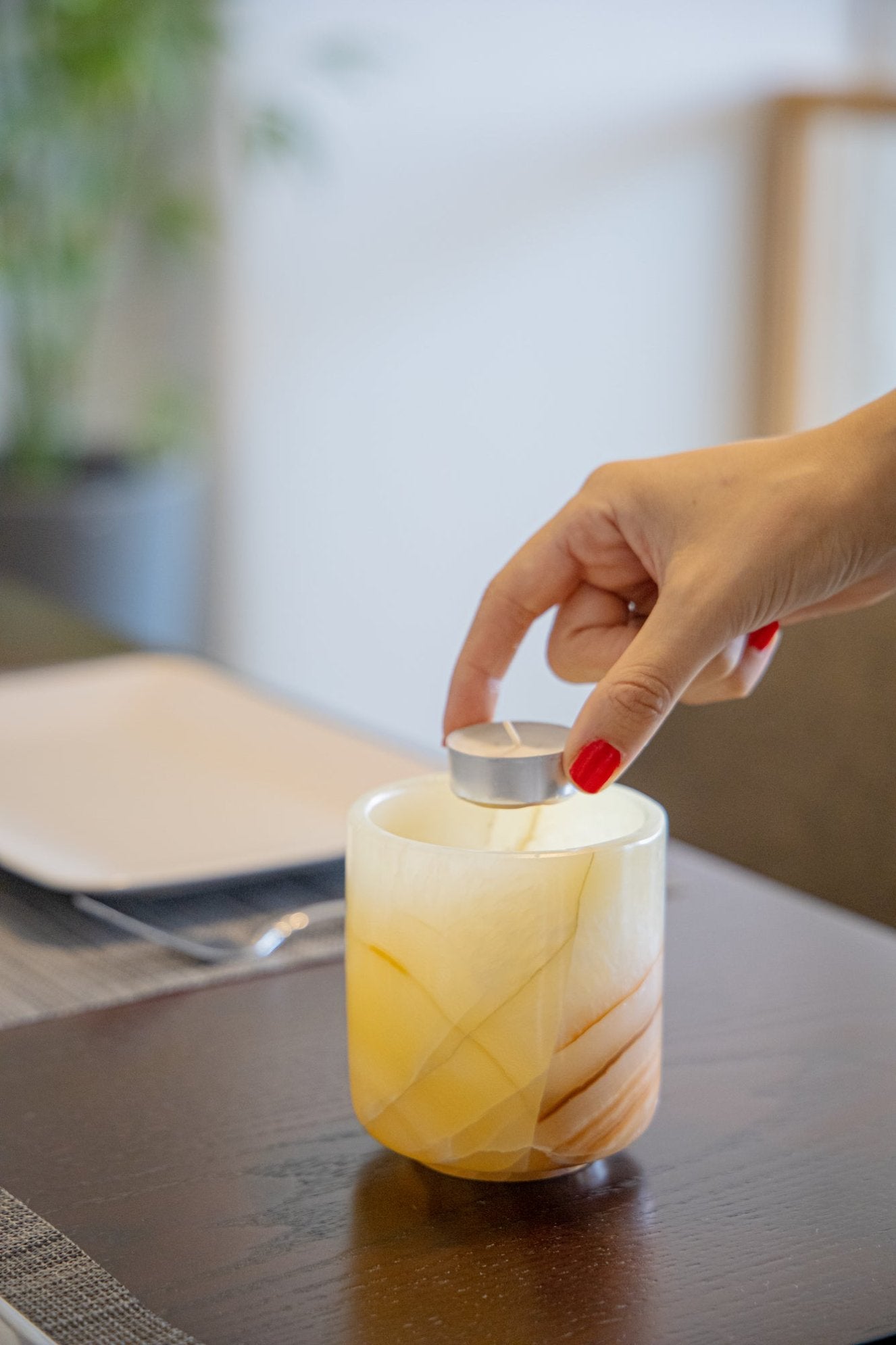 Rose Oud | Egyptian Onyx Marble Scented Candle | Natural Wax Luxury Candle